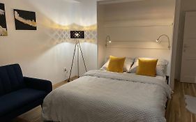 Jokai 25 Apartman